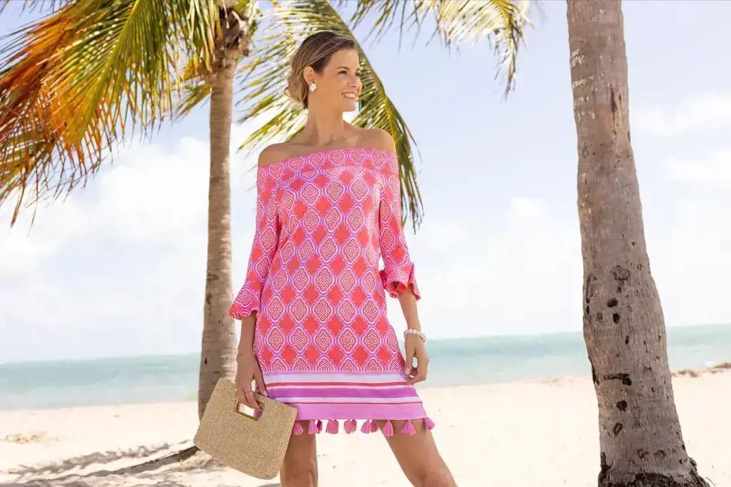 The Jewelry Trend That Makes Vacation Photos Look Better | Sugar Shine