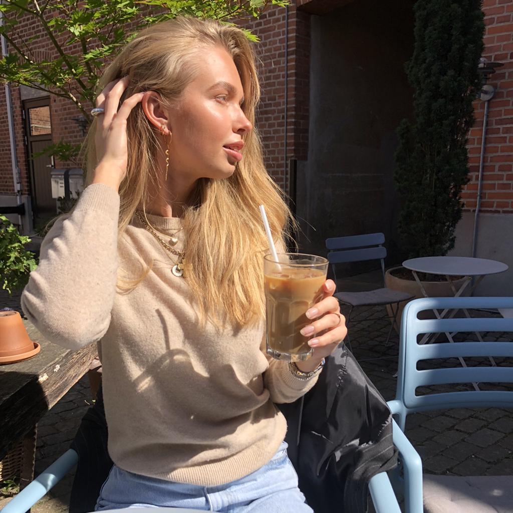 The Art of Slow Afternoons: Timeless Jewelry for Relaxed Summer Days | Sugar Shine