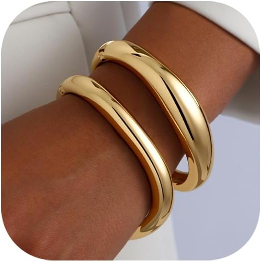 2pcs Gold Bangle Bracelets for Women, Trendy Hinged Cuff Open Wide Chunky Gold Bracelet Stack Arm Cuff Jewelry for Women