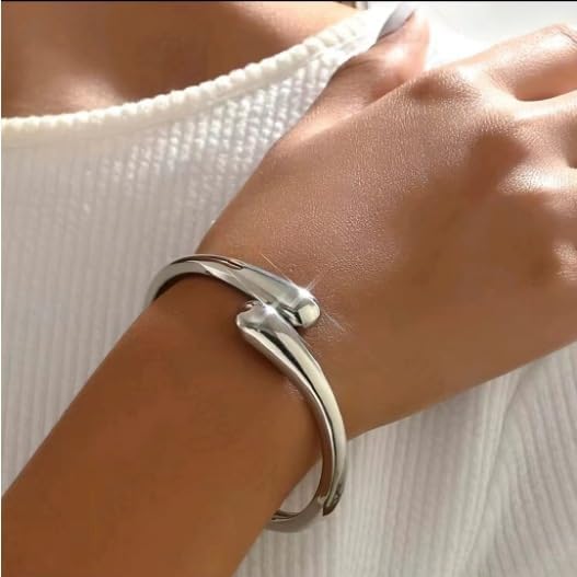 Chunky Gold/Silver Gold Cuff Bangle Bracelets for Women Trendy Hinged Cuff Open Wide Chunky Gold Bracelet Minimalist Bangle Jewelry Gift