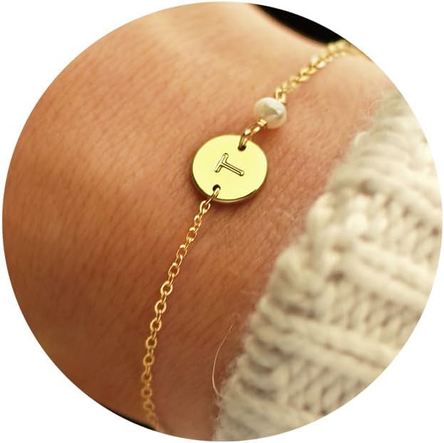 Turandoss Gold Initial Bracelets for Women - Personalized Gold Bracelets for Women Teen Girls Initial Pearl Bracelets for Girls Gifts Disc Monogram Bracelets Gold Jewelry for Women Teen Girl Gifts
