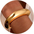 2Pcs Bangle Bracelets for Women Gold Arm Cuff 14k Gold Plated Chunky Gold Bangle Set Hinged Cuff Bracelets Trendy Arm Cuff Jewelry for Women