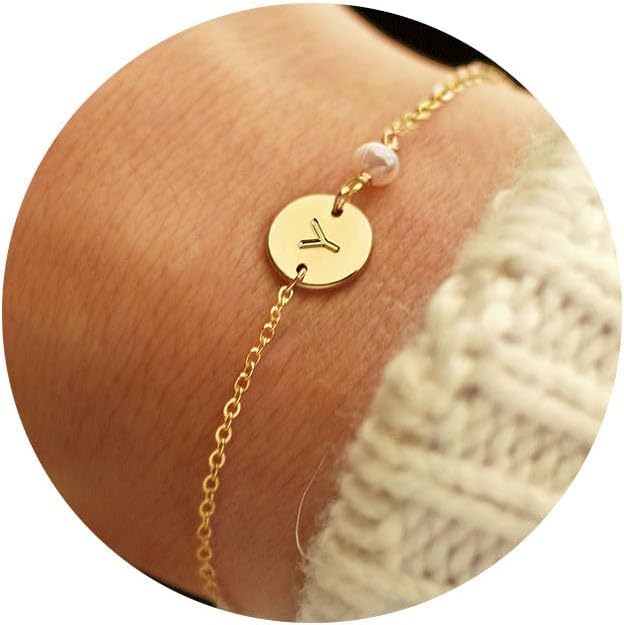 Turandoss Gold Initial Bracelets for Women - Personalized Gold Bracelets for Women Teen Girls Initial Pearl Bracelets for Girls Gifts Disc Monogram Bracelets Gold Jewelry for Women Teen Girl Gifts