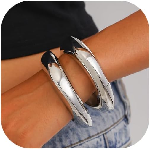 2pcs Gold Bangle Bracelets for Women, Trendy Hinged Cuff Open Wide Chunky Gold Bracelet Stack Arm Cuff Jewelry for Women