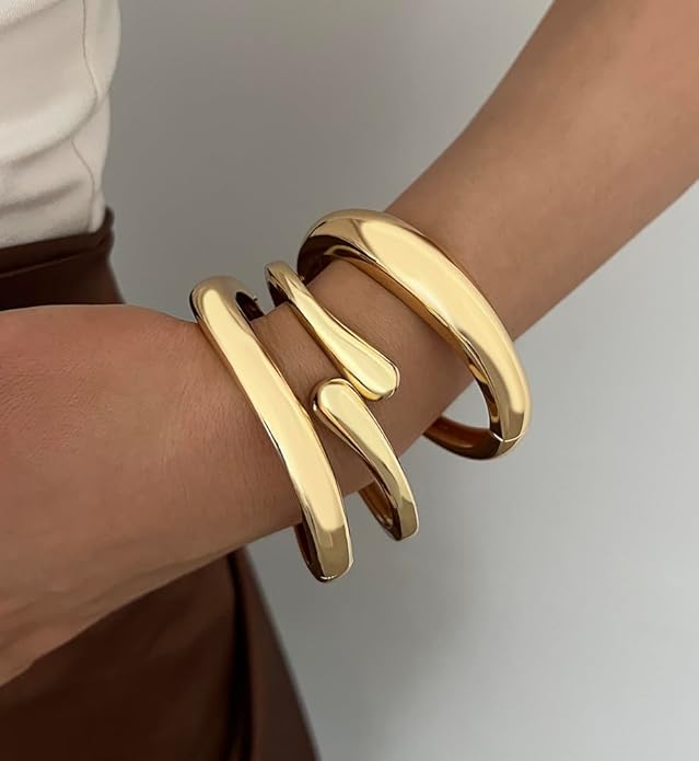 Chunky Gold Bangle Bracelets for Women, Dainty 14k Gold Plated Big Stackable Bangles Set, Trendy Statement Cuff Bracelet Stack Fashion Jewelry Christmas Gifts