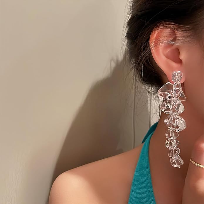 Long Clear Geometric Dangle Earrings for Women Fashion Transparent Irregular Crystal Ice Bar Drop Statement Earring Unique Bold Acrylic Hanging Jewelry