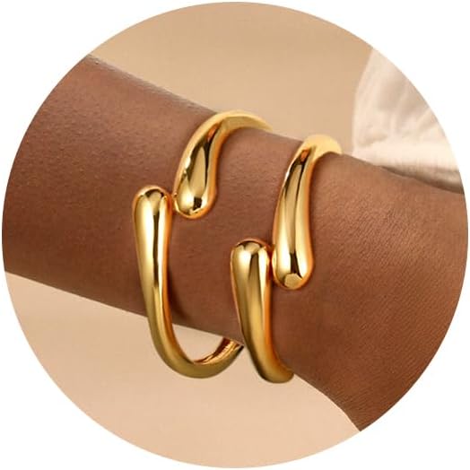 2Pcs Bangle Bracelets for Women Gold Arm Cuff 14k Gold Plated Chunky Gold Bangle Set Hinged Cuff Bracelets Trendy Arm Cuff Jewelry for Women