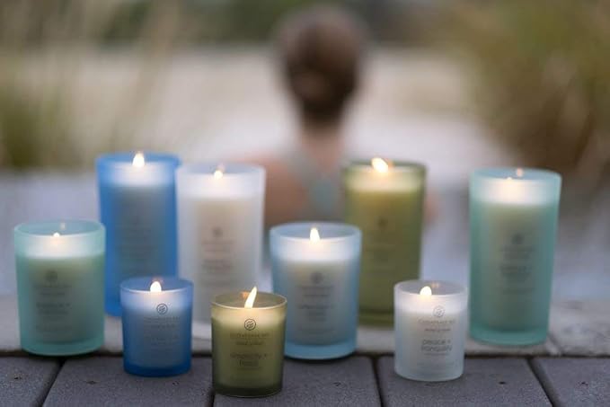 Chesapeake Bay Candle Scented Candle Strength + Energy Medium Home Décor - Image 2
