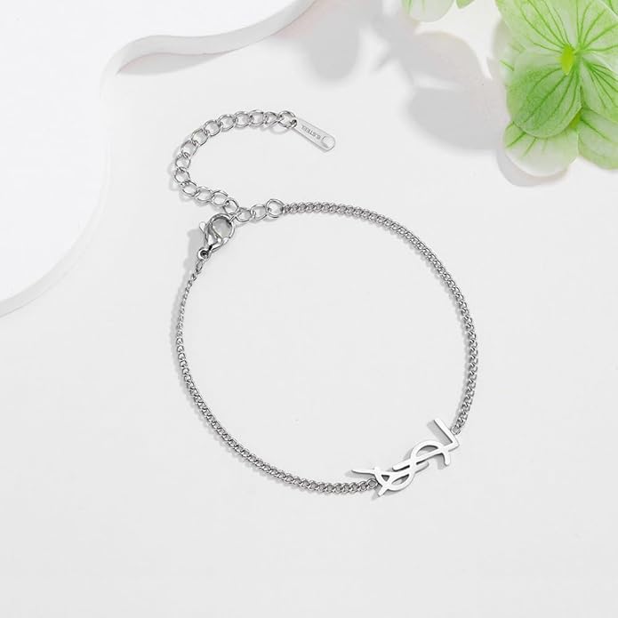 Luxury Gold bracelet for Women,18K monogram Exquisite monogram interwoven Charm Bracelet for Women Gold Jewelry Gifts