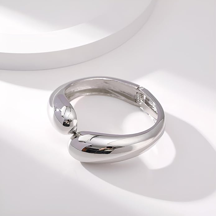 Golden Polished Chunky Twisted Hinged Waterdrop Bangle Bracelet for Women Spiraled Oval Bangle Bracelet