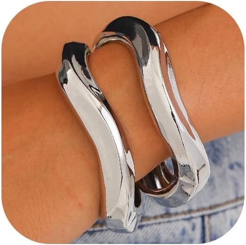 2pcs Gold Bangle Bracelets for Women, Trendy Hinged Cuff Open Wide Chunky Gold Bracelet Stack Arm Cuff Jewelry for Women