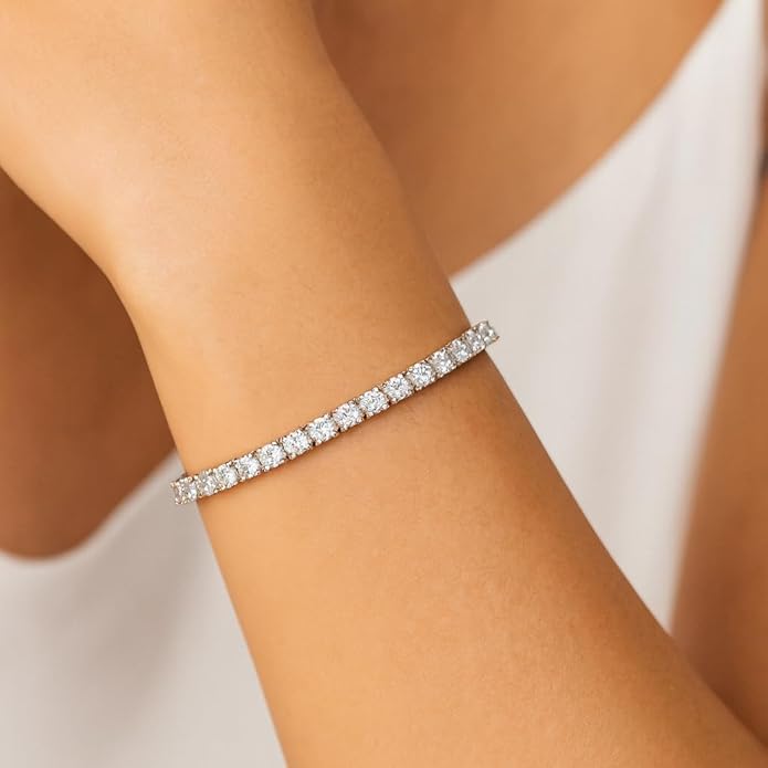 1.0-10 Carats Lab Grown Diamond Tennis Bracelet in 14K Gold, F Color & VS Clarity, Classic Diamond Bracelets for Women, part of our Premium Jewelry Signature Collection.