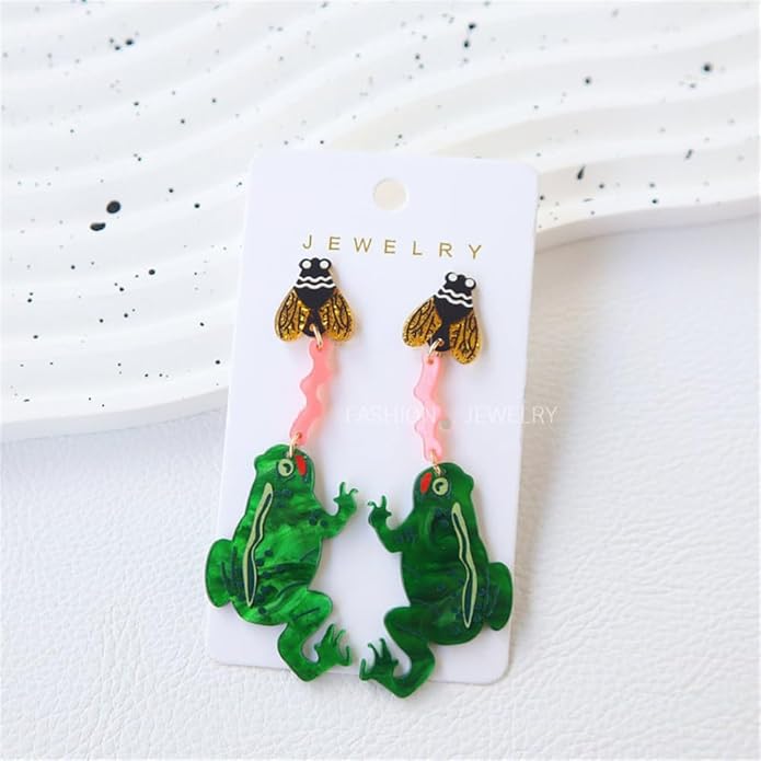 Creative Acrylic Frog Dangle Earrings for Women Lightweight Cute Summer Green Animal Eatting Insect Statement Drop Dangling Earrings Exaggerated Fun Halloween Theme Party Jewelry (Moth)