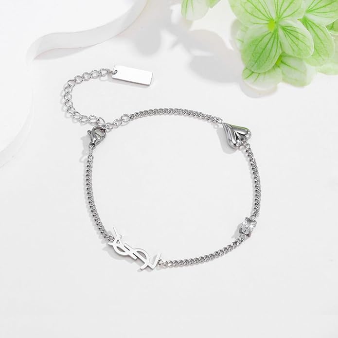 Luxury Gold bracelet for Women,18K monogram Exquisite monogram interwoven Charm Bracelet for Women Gold Jewelry Gifts