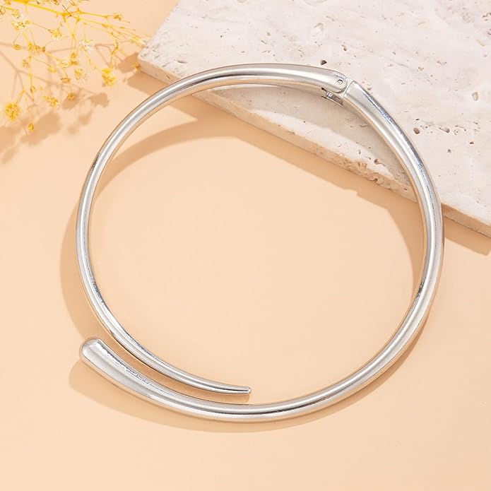 Gold Collar Necklace for Woman Bold Teardrop Necklace Chunky Necklaces for Women Statement Necklace for Women Open Cuff Design Fashion Jewelry Highly Polished Alloy