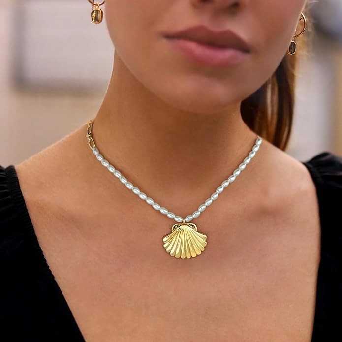 WOWORAMA Gold Necklace for Women Boho Spiral Conch Shell Necklace Starfish Necklace Vintage Ocean Sea Shell Choker Pendant Necklace Adjustable Summer Beach Jewelry