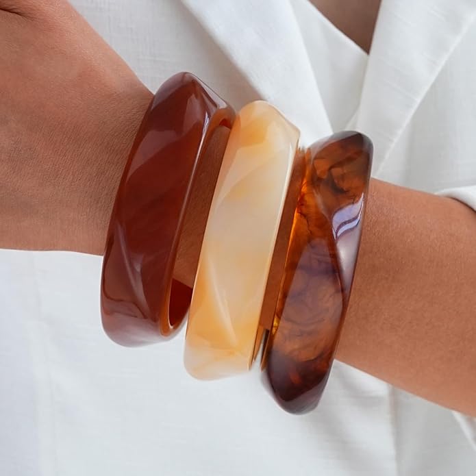 FAXHION Chunky Resin Acrylic Bangle Bracelets for Women, Colorful Wide Geometric Bangles Set, Statement Stackable Bracelet Jewelry Gift