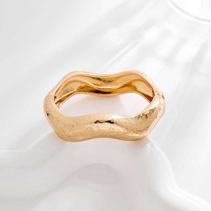 Chunky Gold Bangles Bracelet for Women Trendy Statement Bracelet Dainty Charm Gold Valentine's Day Gift Jewelry for Her