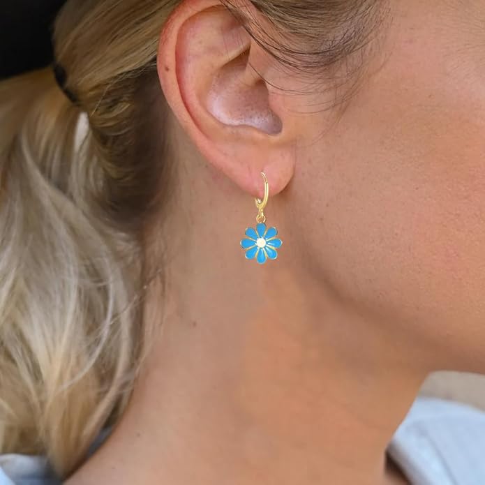 3 Pairs Daisy Huggie Hoop Earrings for Women Flower Dangle Drop Earrings Hypoallergenic Cute Sunflower Jewelry Gifts White Hot Pink Blue