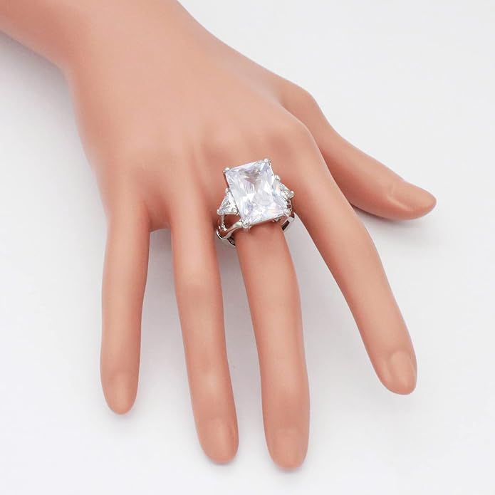 Lavencious Big Bold Radiant CZ Stones Stretch Rings for Women Size for 7-9