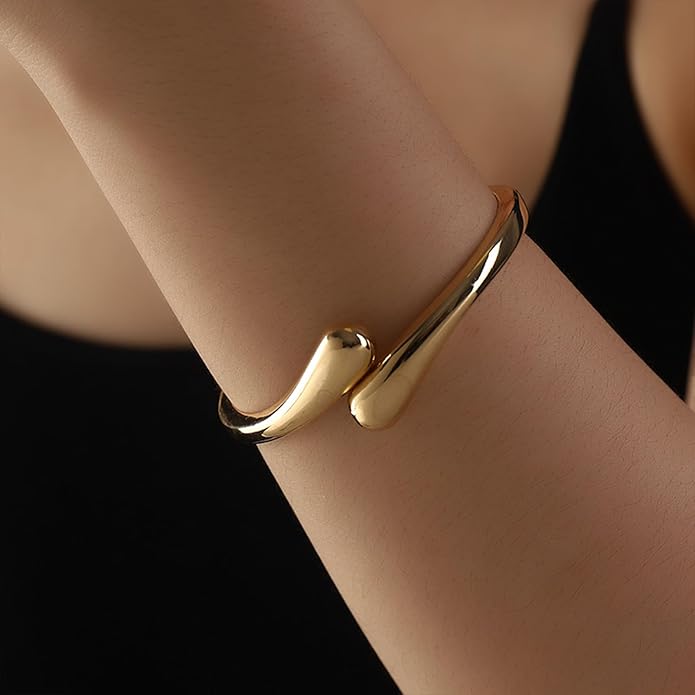 Gold Collar Necklace for Woman Bold Teardrop Necklace Chunky Necklaces for Women Statement Necklace for Women Open Cuff Design Fashion Jewelry Highly Polished Alloy