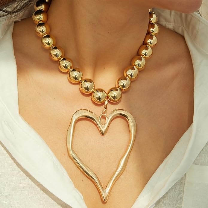 Unique Big Chunky Gold Heart Beads Necklace for Women, Charm Large Thick Hollow Love Heart Pendant Beaded Chain Choker Necklaces Party Y2K Jewelry Gift