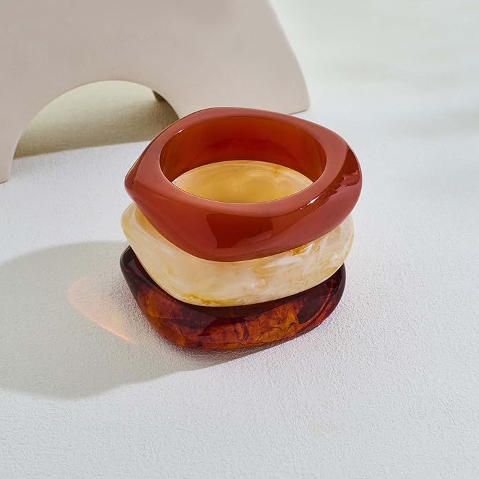 LILIE&WHITE Colorful Acrylic Bangle Bracelets For Women Resin Bangles Chic Vintage Gold Bracelet Chunky Bracelets Jewelry Gift