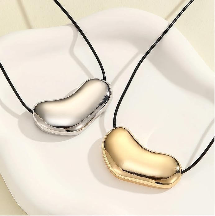 Chunky Gold Plated Peach Heart Pendant Necklace for Women, Zinc Alloy Minimalist Statement Jewelry on Adjustable Chain