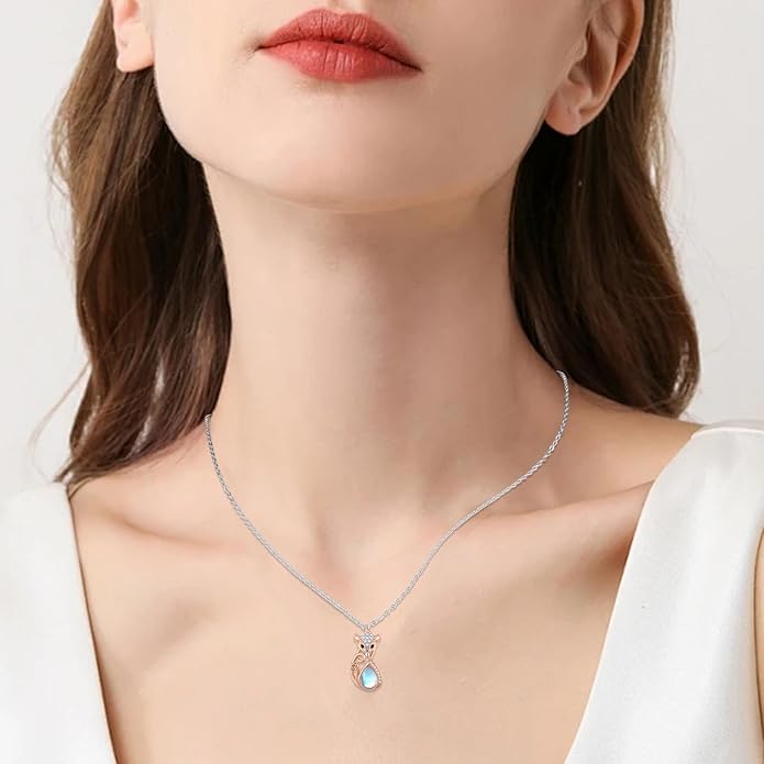TUGHRA Christmas Gifts 925 Sterling Silver Fox Necklaces Dainty Animal Pendant Jewelry for Women Minimalist Nature-Inspired Gift for Her Boho Charm - Adjustable 18-20in Chain