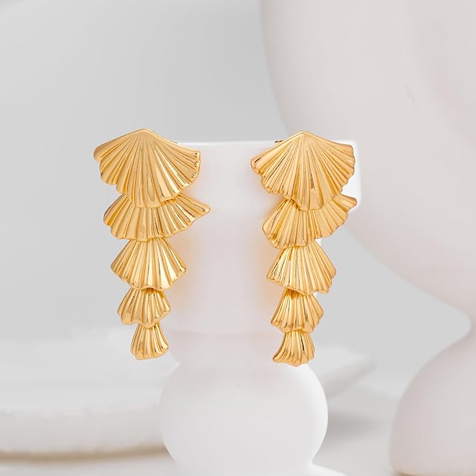 Gold/Silver Shell Dangle Earrings for Women Seashell Starfish Drop Dangle Earrings Beach Earrings Hypoallergenic Earrings Summer Jewelry