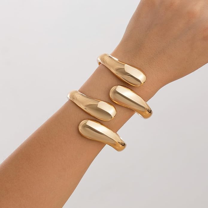 Gold Bangle Bracelets for Women Trendy Minimalist Chunky Cuff Statement Bracelet Stack 18K Gold Plated Thick Arm Cuffs Bangles Fashion Cute Jewelry