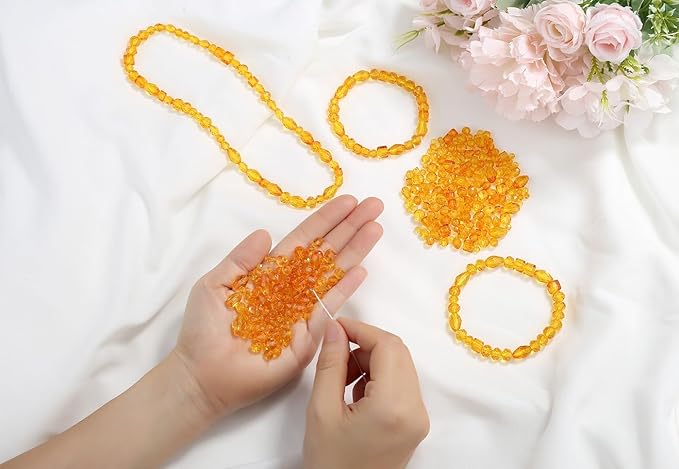 LAIDANLA 800PCS Glass Beads Yellow Color Crystal Beads Assorted Crystal Beads with Container Box for DIY Necklace Bracelet Earring Jewelry Making