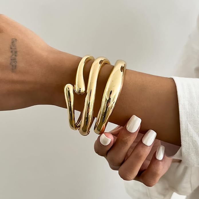 2/3/6pcs Chunky Gold Bangle Cuff Bracelets for Women, Dainty 14K Gold Plated Stackable Bangles Bracelet Set Jewelry Gift