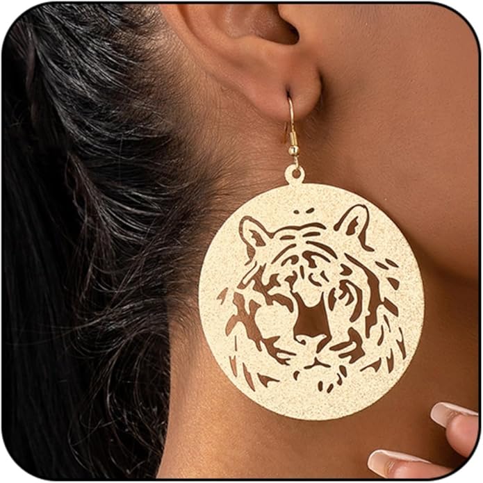 WCRAZYE Tiger Head Earrings for Women, Lightweight Gold, Football Team Spirit Mascot, Animal Inspired Game Day Jewelry