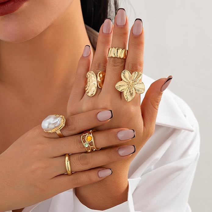 CJIAYUJEW Chunky Gold Flower Rings Pearl Stacking Statement Rings for Women Silver Chunky Knuckle Ring Set Adjustable Pearl Finger Ring Sets