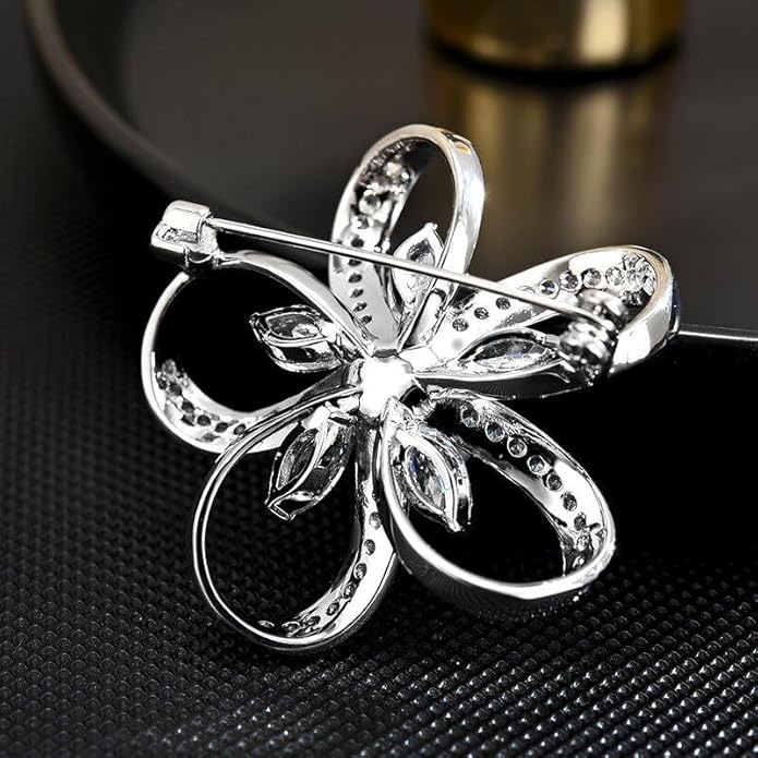 Flower Floral Brooch Pin Pearl Rhinestone Crystal Brooches Pins Scarf Brooch Clip Christmas Lapel Pin Dress Accessories for Women