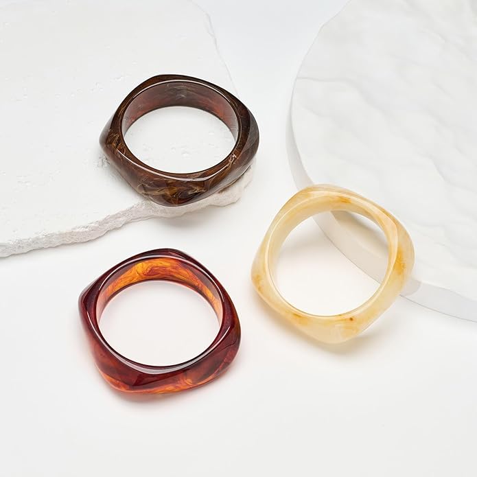 LILIE&WHITE Colorful Acrylic Bangle Bracelets For Women Resin Bangles Chic Vintage Gold Bracelet Chunky Bracelets Jewelry Gift