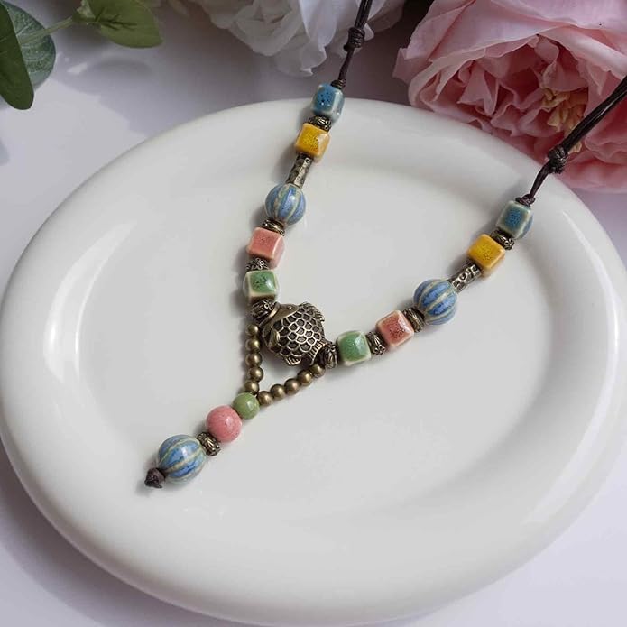 Adjustable Ceramic Beaded Necklace for Women, Boho Handmade Flower Pendant Necklace, Hippie Jewelry for Mom and Wife