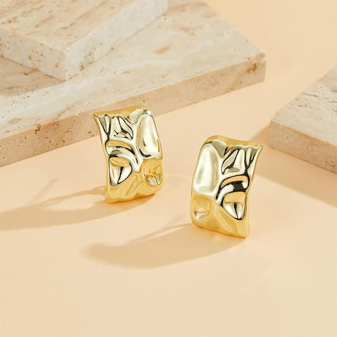 Mytys Two Tone Huggie Hoop Earrings Cross Over Design Twisted Rope Silver Gold Statement Wide Band Clip On Hoops for Women Fashion Jewelry Gift