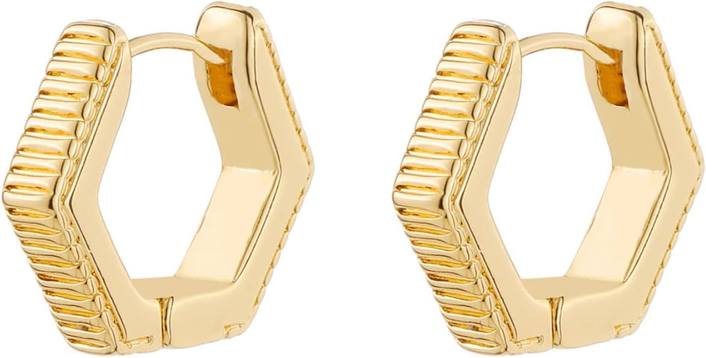 Wgoud 6 Pairs Gold Hoop Earrings Set for Women, 14K Gold Plated Hypoallergenic Lightweight Chunky Open Huggie Hoops Earrings Jewelry for Gifts.