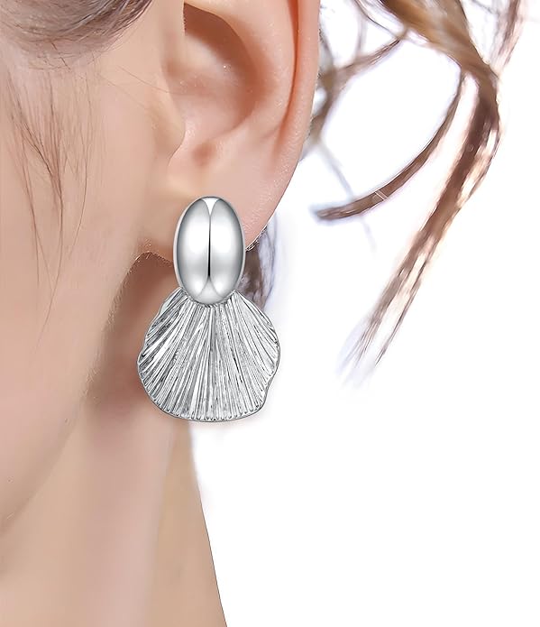 Gold Plated Earrings Dangle Chunky Fan-shaped Earrings Shell Earring for Women Two-Tone Fashion Statement Jewelry