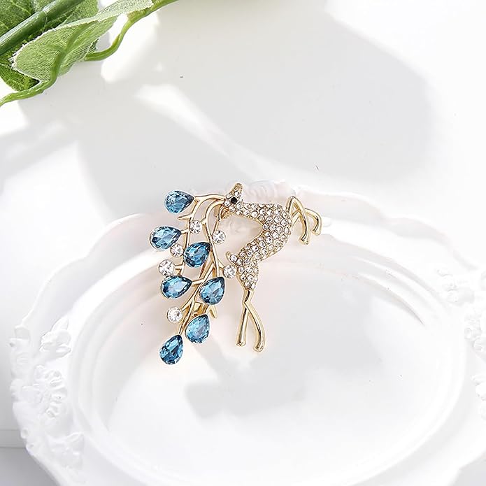 Christmas JOY Brooches Pin for Women, Santa Candy Cane Brooch Christmas Gift Jewelry Wreath Reindeer，Christmas Deer Butterfly Elk Crystal Pins