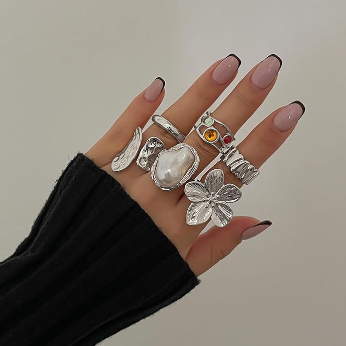 CJIAYUJEW Chunky Gold Flower Rings Pearl Stacking Statement Rings for Women Silver Chunky Knuckle Ring Set Adjustable Pearl Finger Ring Sets