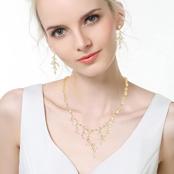 Bridal Wedding Jewelry CZ Set Marquise Teardrop Cubic Zirconia Pendant Necklace and Dangle Earring Bracelet Sets for Women