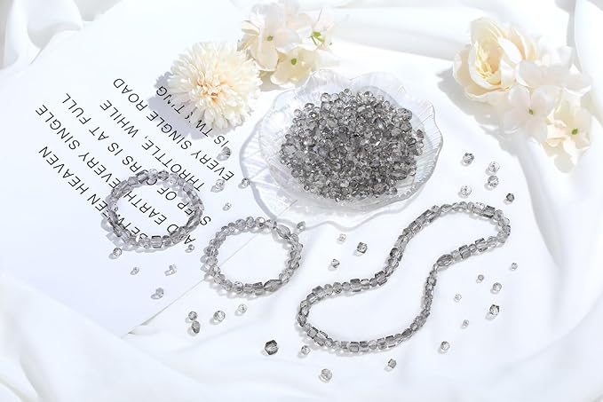 LAIDANLA 800PCS Glass Beads Gray Color Crystal Beads Assorted Crystal Beads with Container Box for DIY Necklace Bracelet Earring Jewelry Making