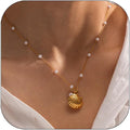 Gold Sea Shell Necklace Layered Charm Necklace for Women Boho Summer Seashell Beach Starfish Necklaces 14k Pearl Chain Surfer Jewelry Beach Vacation Essentials