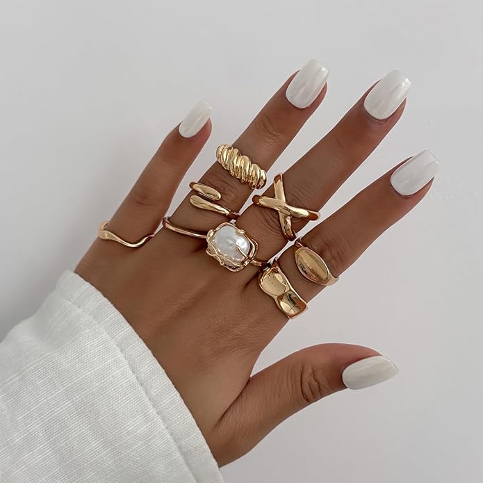 Chunky Gold Rings for Women Rhinestone Stackable Knuckle Ring Set Open Adjustable Statement Ring Set Dainty Crown Cross Midi Rings Fashion Jewelry Gift for Women
