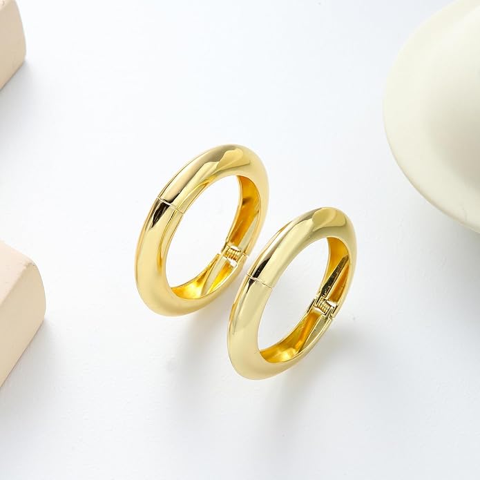 2pcs Gold Bangle Bracelets for Women, Trendy Hinged Cuff Open Wide Chunky Gold Bracelet Stack Arm Cuff Jewelry for Women
