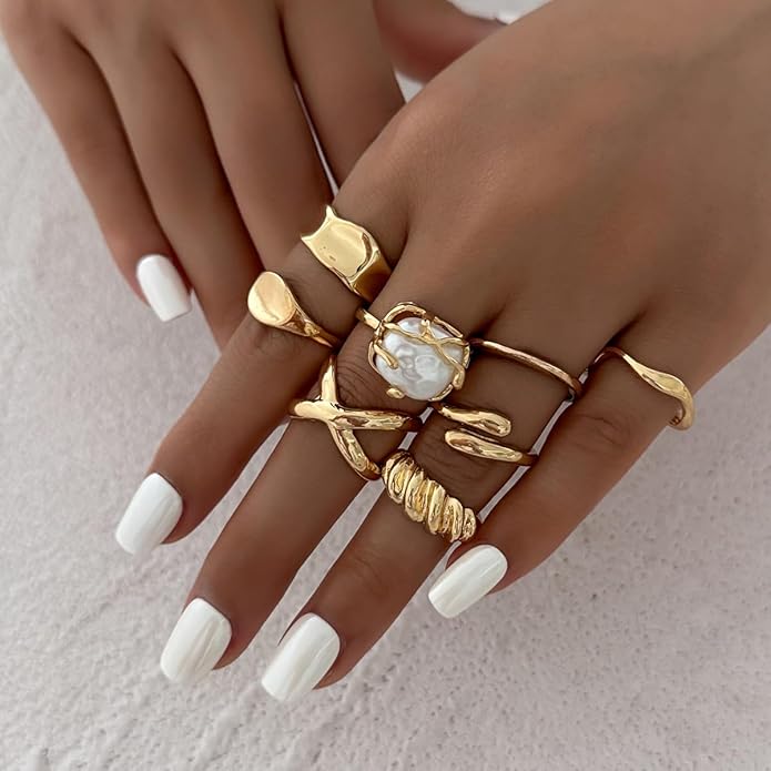 Chunky Gold Rings for Women Rhinestone Stackable Knuckle Ring Set Open Adjustable Statement Ring Set Dainty Crown Cross Midi Rings Fashion Jewelry Gift for Women