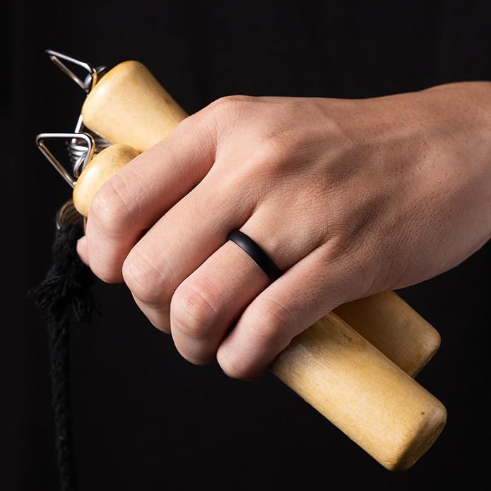 Egnaro Silicone Rings for Her, Rubber Wedding bands for Him, Breathable Engagement thin Unisex Design, Variety Multipack 1-7